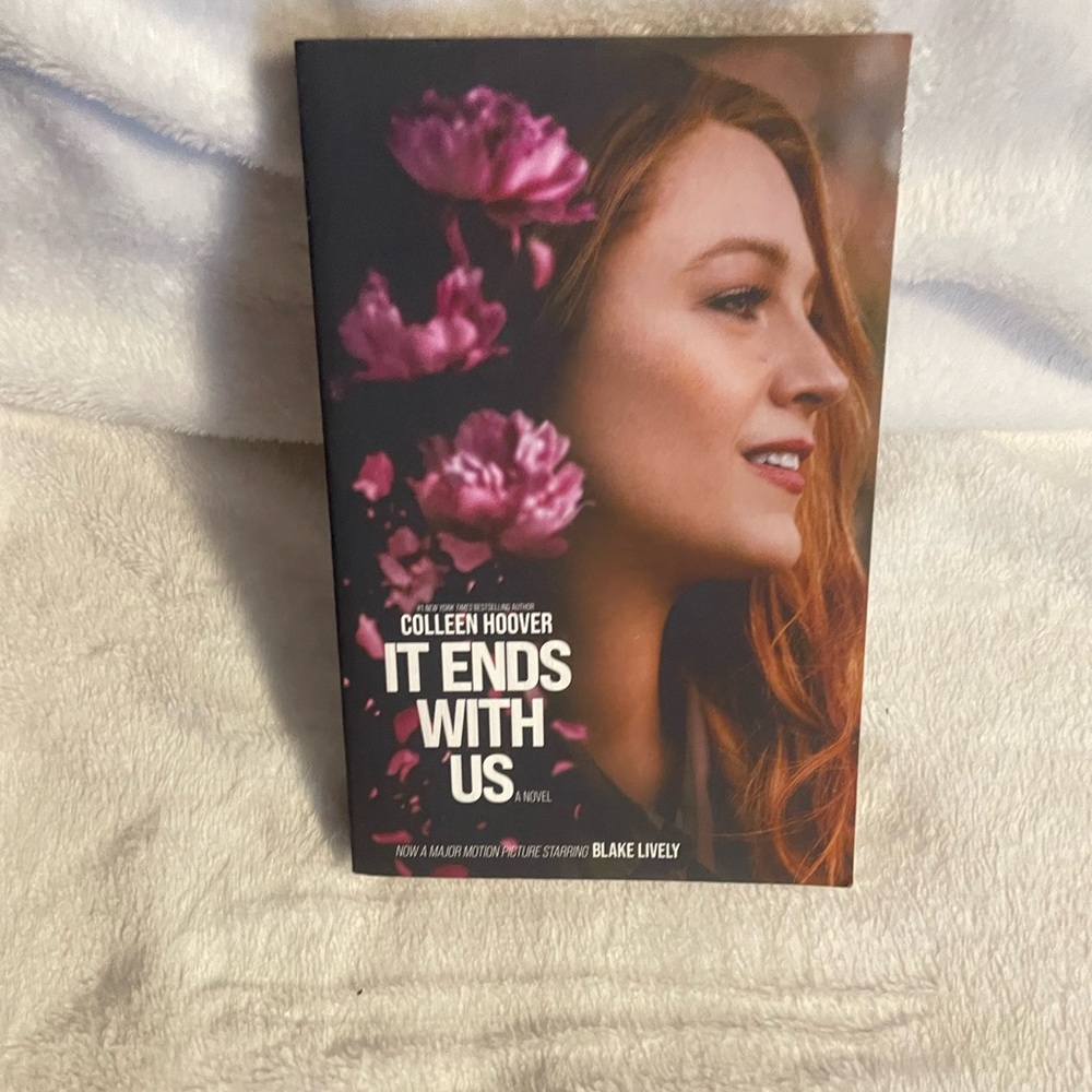 It Ends With Us by Colleen Hoover